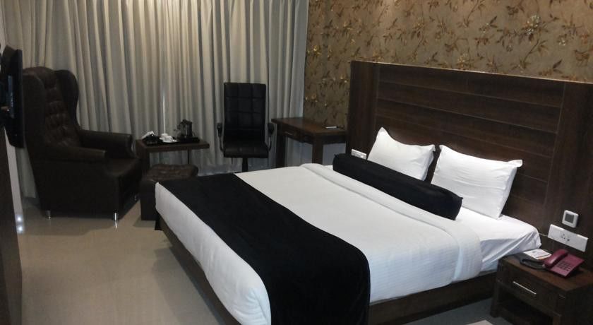 แฟบโฮเต็ล เดอะะ ดอว์น มัยซอร์ Hotel ไมซอร์ ภายนอก รูปภาพ