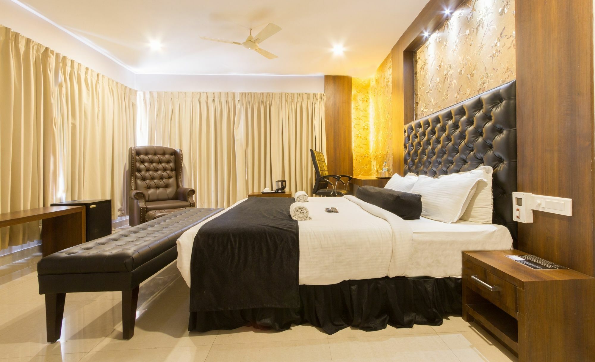 แฟบโฮเต็ล เดอะะ ดอว์น มัยซอร์ Hotel ไมซอร์ ภายนอก รูปภาพ