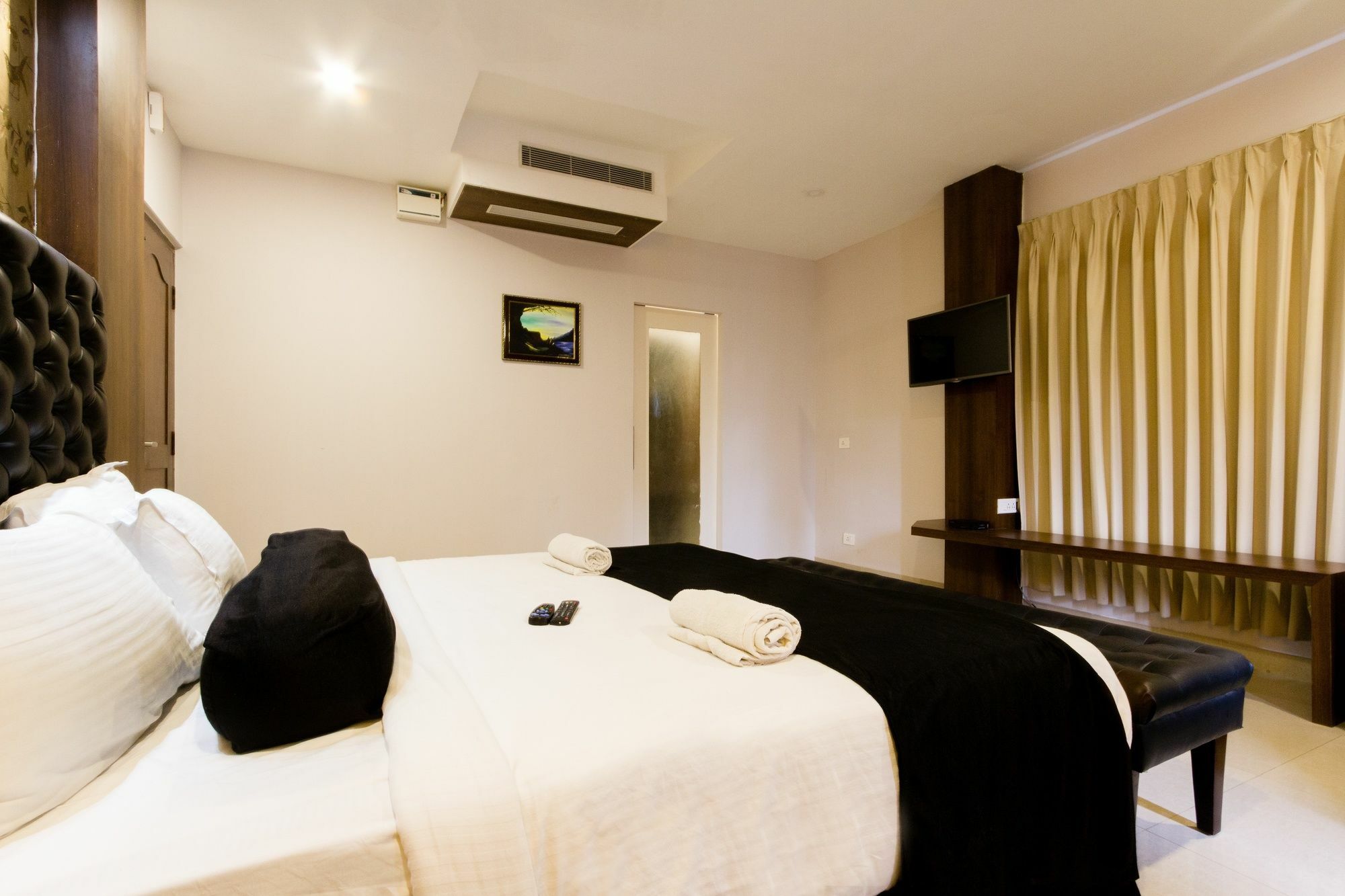 แฟบโฮเต็ล เดอะะ ดอว์น มัยซอร์ Hotel ไมซอร์ ภายนอก รูปภาพ